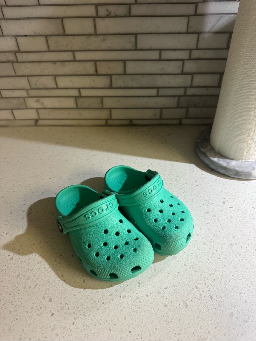Toddler crocs